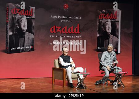 NEW DELHI, INDIA - APRIL 5: Senior Congress leader  Karan Singh release Ghulam Nabi Azad`s book `Azaad` at Nehru Museum on April 5, 2023 in New Delhi, India. (Photo by Sanjeev Verma/Hindustan Times/Sipa USA) Stock Photo